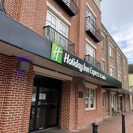 Holiday Inn Express & Suites - Dahlonega - University Area By Ihg Екстериор снимка