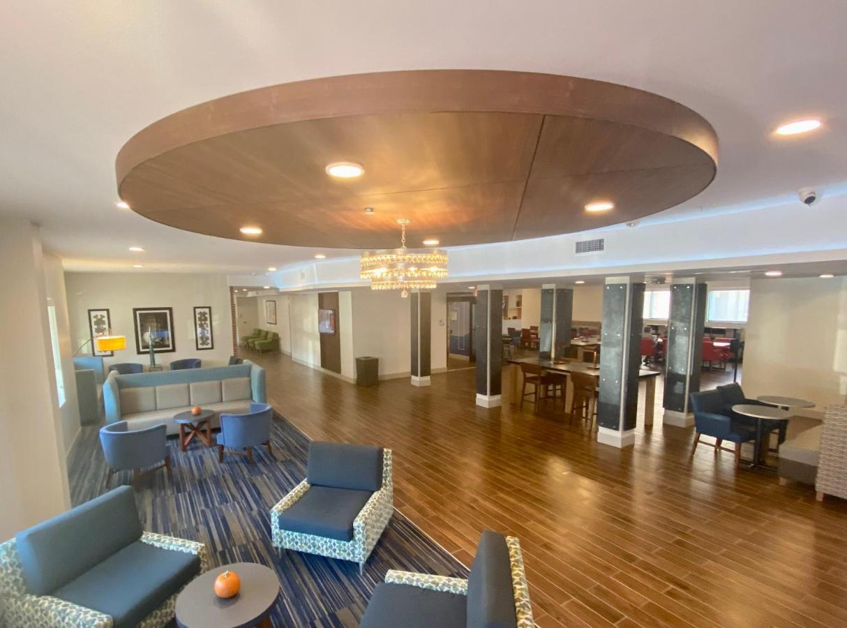 Holiday Inn Express & Suites - Dahlonega - University Area By Ihg Екстериор снимка